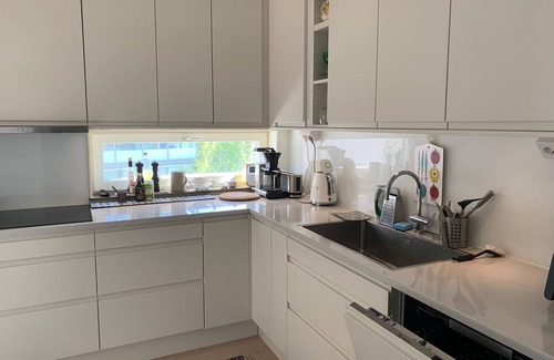 Appelviken Apartamento | HOLIDAY-WE IN STHLM CLOSE TO BEAUTIFUL NATURE AND LAKE 10 MIN RIDE FROM CENTRE