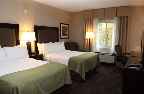 Budd Lake Hotel | Holiday Inn Budd Lake - Rockaway Area by IHG
