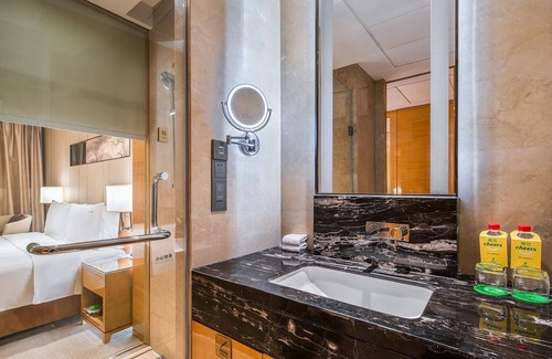 Jinjiang Hotel | Holiday Inn Chengdu Oriental Plaza by IHG