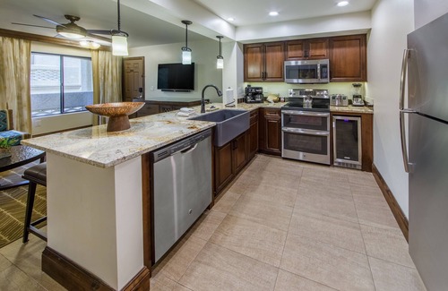North Scottsdale Hotel | Holiday Inn Club Vacations Scottsdale Resort by IHG