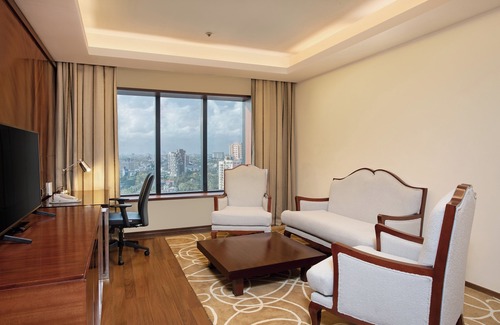 Kochi Hotel | Holiday Inn Cochin by IHG