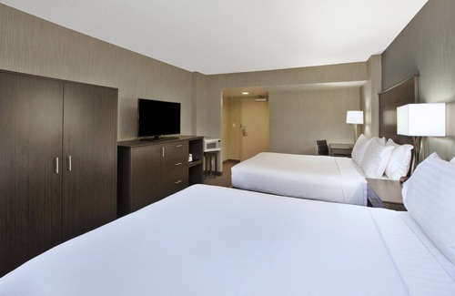 Downtown Columbus Hotel | Holiday Inn Columbus Dwtn-Capitol Square by IHG