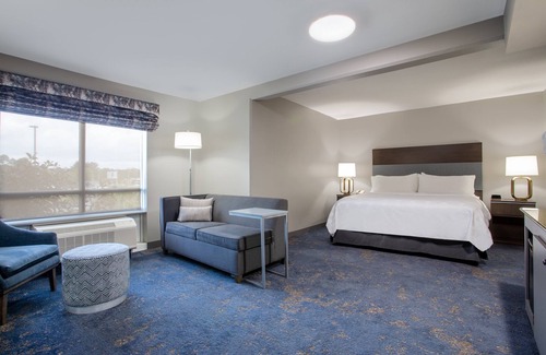 Valdosta Hotel | Holiday Inn Conference Center - Valdosta by IHG