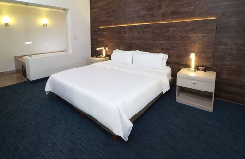 San Luis Potosí Hotel | Holiday Inn Express San Luis Potosi by IHG