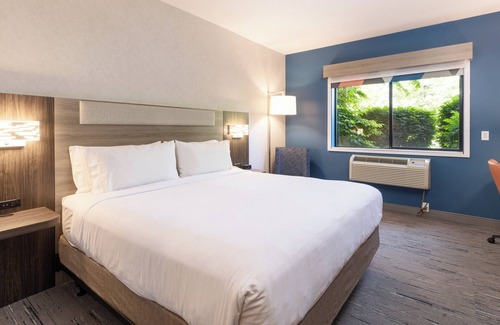 Pleasant Prairie Hotel | Holiday Inn Express Hotel & Suites Pleasant Prairie-Kenosha by IHG