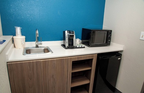 Tucson Hotel | Holiday Inn Express Airport - Tucson by IHG