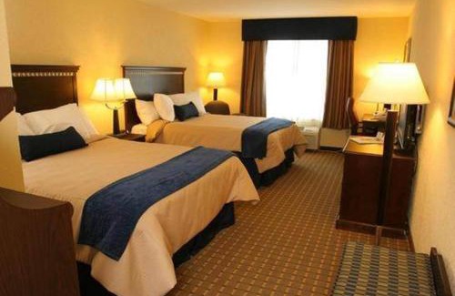 East Texas Hotel | Holiday Inn Express and Suites Allentown West by IHG