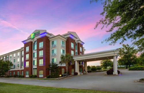 Newberry Hotel | Holiday Inn Express and Suites Newberry by IHG