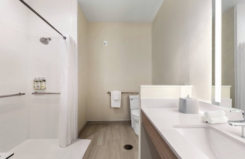 Bessemer Hotel | Holiday Inn Express and Suites Bessemer Birmingham SW by IHG