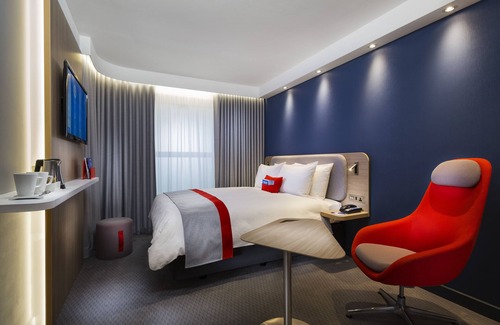 Convention Quarter Hotel | Holiday Inn Express Birmingham - City Centre by IHG