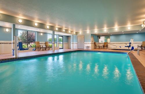 Lockwood Hotel | Holiday Inn Express Billings East by IHG