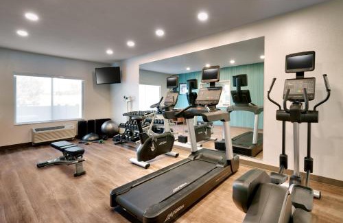 Lockwood Hotel | Holiday Inn Express Billings East by IHG