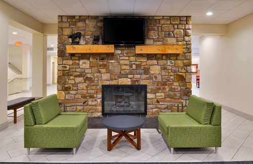 Blowing Rock Hotel | Holiday Inn Express Blowing Rock South by IHG
