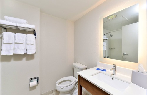 Blowing Rock Hotel | Holiday Inn Express Blowing Rock South by IHG