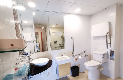 Bowrington Hotel | Holiday Inn Express Causeway Bay Hong Kong, an IHG Hotel