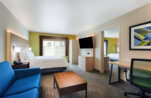 Lewisburg Hotel | Holiday Inn Express Hotel & Suites Lewisburg by IHG