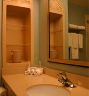 Bluffton Hotel | Holiday Inn Express Hotel & Suites Bluffton at Hilton Head Area by IHG