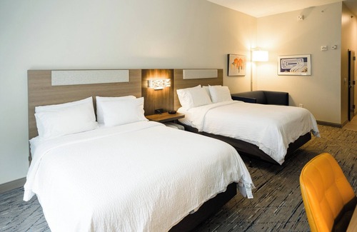Kodak Hotel | Holiday Inn Express Hotel & Suites Kodak East - Sevierville by IHG