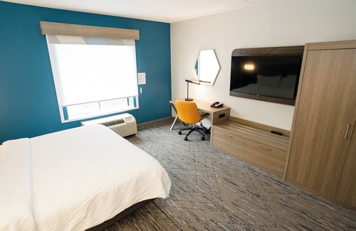 Kodak Hotel | Holiday Inn Express Hotel & Suites Kodak East - Sevierville by IHG