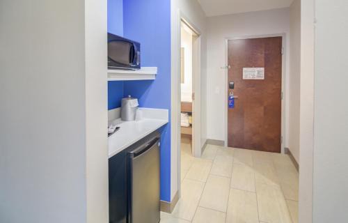 Foley Hotel | Holiday Inn Express Hotel & Suites Foley by IHG