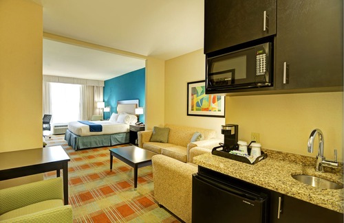 Garden Oaks Hotel | Holiday Inn Express Hotel & Suites Houston NW-Brookhollow by IHG