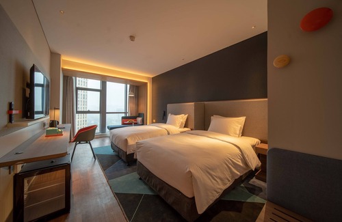 Xiangshan District Hotel | Holiday Inn Express Huaibei City Center by IHG