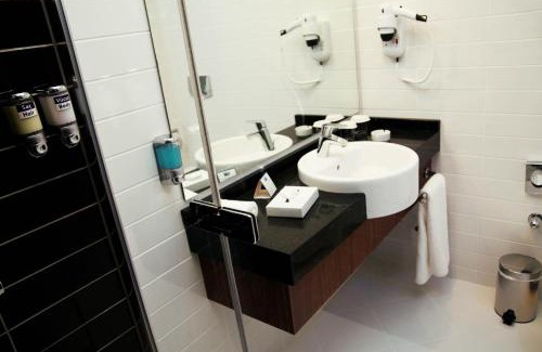 Uskudar Hotel | Holiday Inn Express Istanbul-Altunizade by IHG