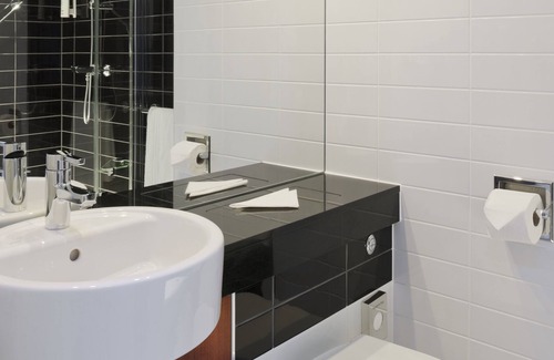 Manchester City Centre Hotel | Holiday Inn Express Manchester CC - Oxford Road by IHG