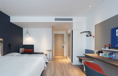 Mianyang Hotel | Holiday Inn Express Mianyang Jiangyou, an IHG Hotel