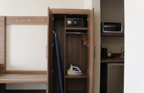 Piedras Negras Hotel | Holiday Inn Express Piedras Negras by IHG