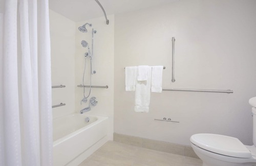 Donelson Hotel | Holiday Inn Express Nashville Airport by IHG