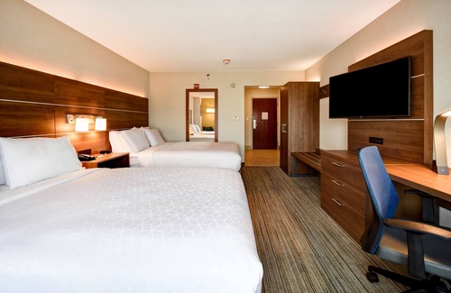 Middletown Hotel | Holiday Inn Express Newport North - Middletown by IHG