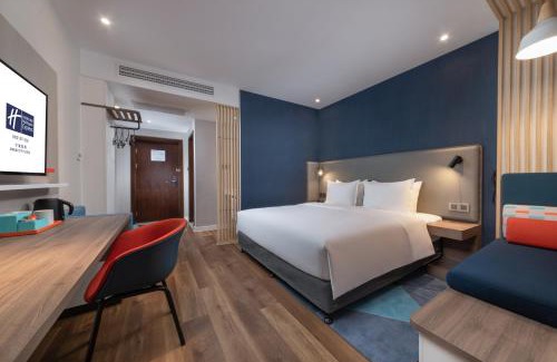 Haishu Hotel | Holiday Inn Express Ningbo City Center by IHG
