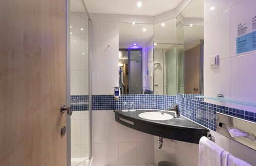 Sudstadt Hotel | Holiday Inn Express Nuernberg-Schwabach by IHG