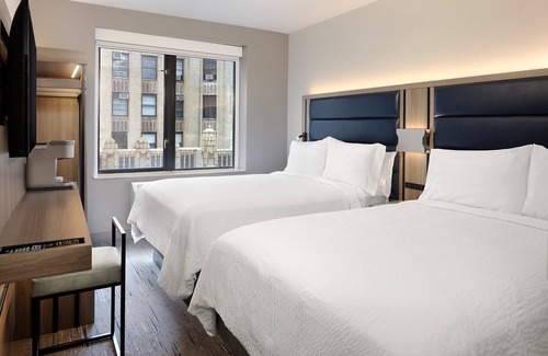 Chelsea Hotel | Holiday Inn Express NYC Chelsea – NoMad Area by IHG