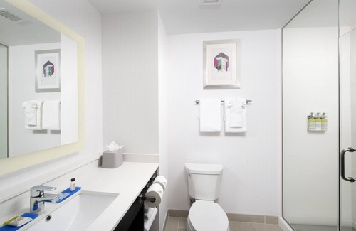 Downtown Hotel | Holiday Inn Express Pensacola Downtown by IHG