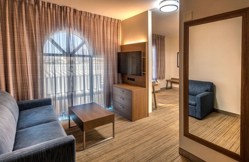 Reno Hotel | Holiday Inn Express Reno Airport by IHG