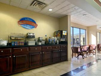 Statesboro Hotel | Holiday Inn Express Statesboro by IHG