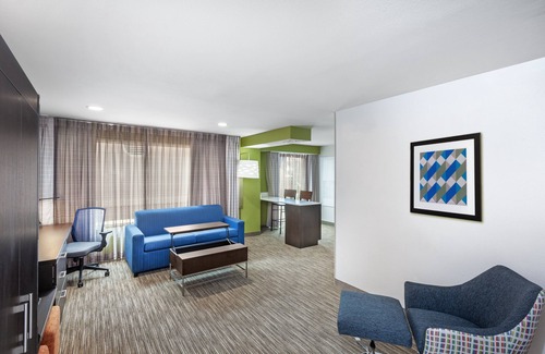 Inniswold Hotel | Holiday Inn Express & Suites Baton Rouge East by IHG