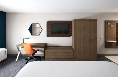 Midtown Anchorage Hotel | Holiday Inn Express & Suites Anchorage - Midtown