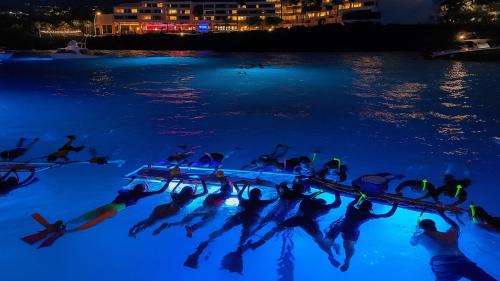 Historic Kailua Village Complejo | Holiday Inn Express & Suites Kailua-Kona by IHG