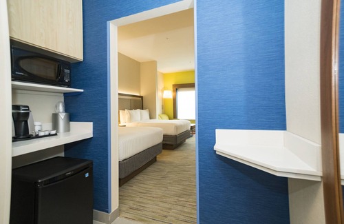 Southaven Hotel | Holiday Inn Express & Suites Southaven Central - Memphis by IHG