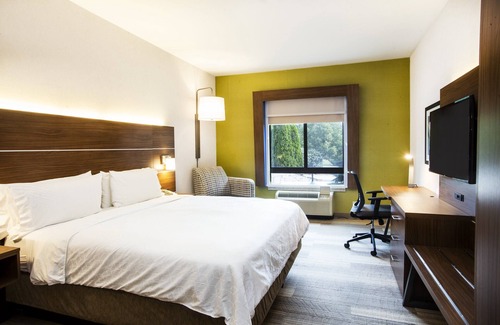 Bethlehem Hotel | Holiday Inn Express & Suites Bethlehem Arpt-Allentown Area