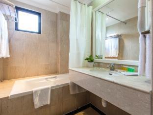 Balestier Road Hotel | Holiday Inn Express & Suites Singapore Novena by IHG