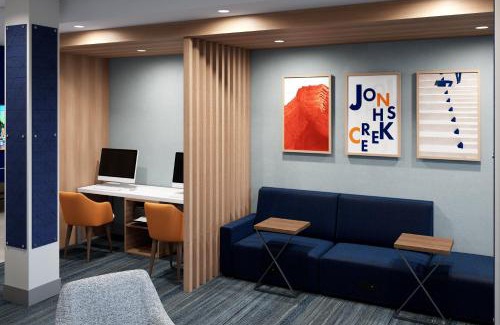 Abilene Hotel | Holiday Inn Express & Suites Abilene by IHG