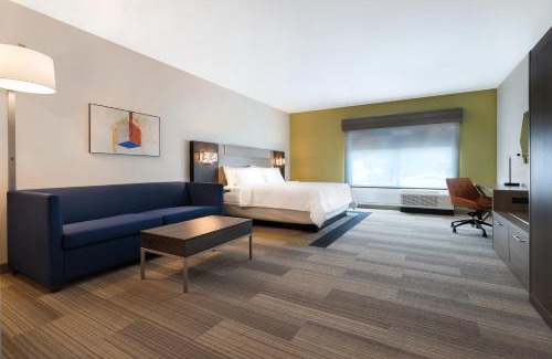 Citrus Grove Hotel | Holiday Inn Express & Suites - Glendale Downtown