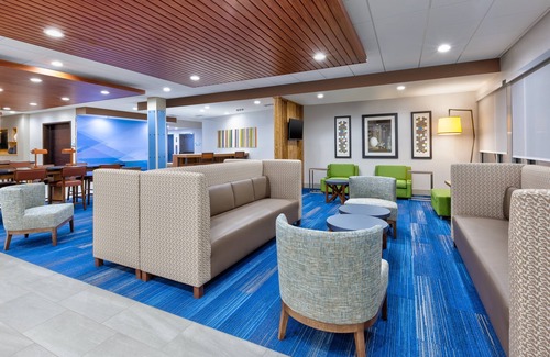 Wooster Hotel | Holiday Inn Express & Suites Wooster by IHG