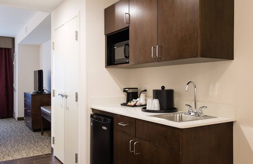 Aiken Hotel | Holiday Inn Express & Suites Aiken by IHG