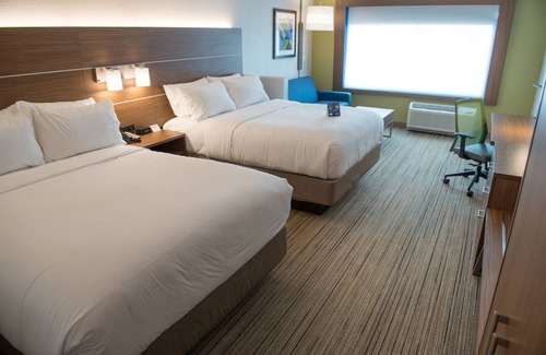 Dayton Hotel | Holiday Inn Express & Suites Dayton Southwest by IHG