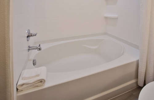 Barker Hotel | Holiday Inn Express & Suites Houston West - Katy by IHG